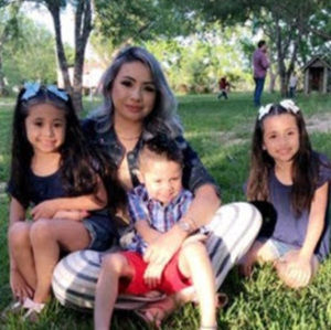 Meet your Posher, Delia